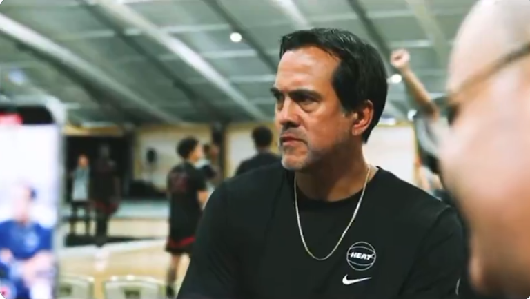 世俱杯买球下注-斯波：不能因为东部多名球星受伤就觉得们有机会了，那是失败者的心态